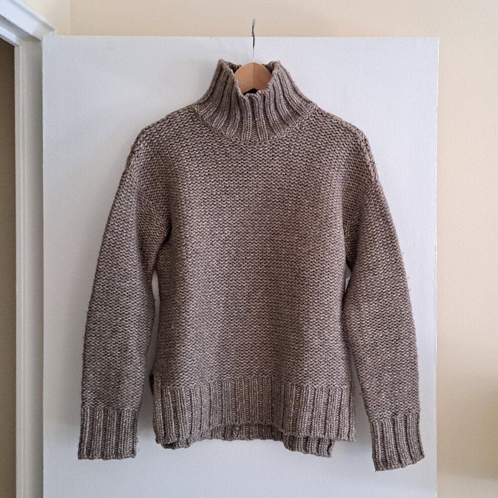 Aritzia Brown Turtleneck Sweater